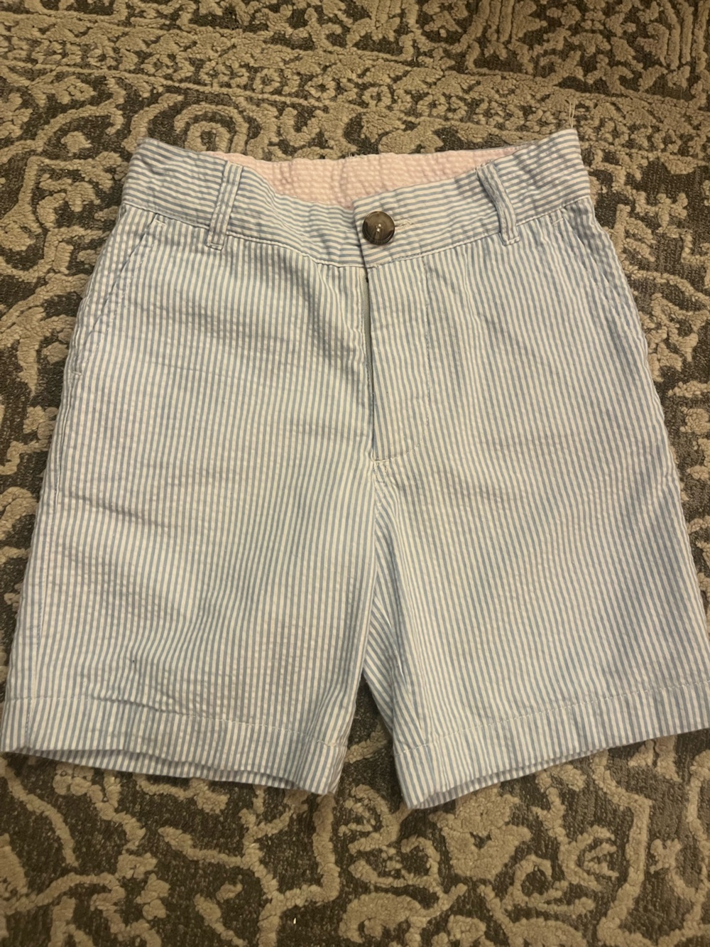 The Beaufort Bonnet Company Blue and White Striped Seersucker Shorts. Size 6.